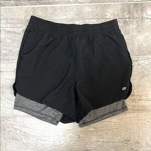 Womens Large 14/16 Athletic Shorts With Built- in Spandex